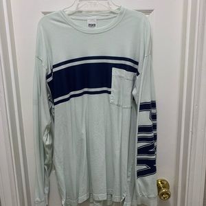 Women’s MediuM VS PINK long sleeve